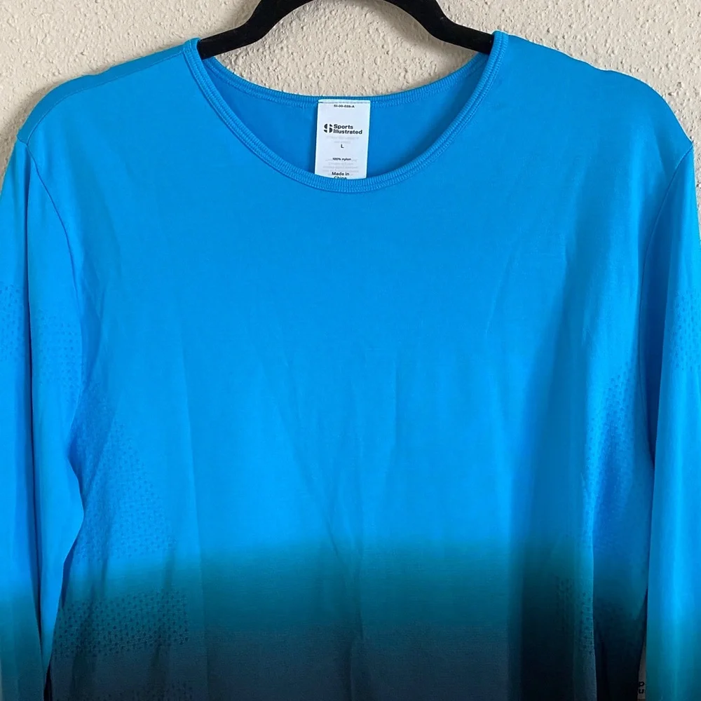 Sports Illustrated Swim Blue and Black Gradient Long Sleeve Tee - Picture 3 of 9